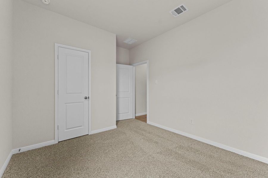 Spacious, unfurnished interior of a new home in Whisper South, San Marcos (Image 39).
