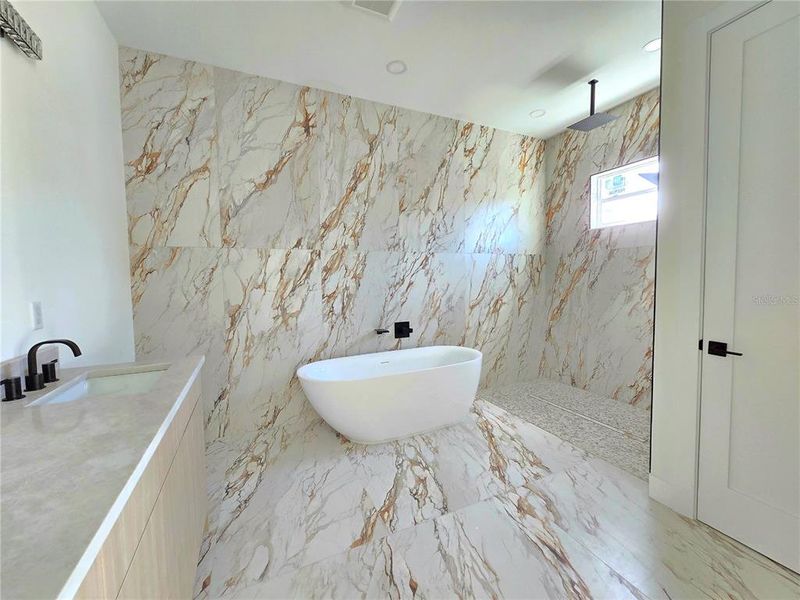 Furnished interior view inside a new home in , Tampa (Image 10).