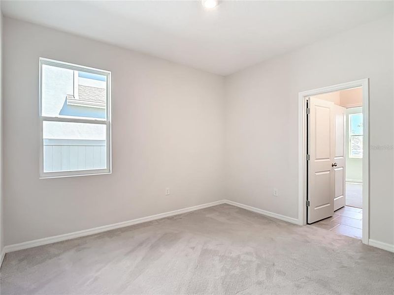 Spacious, unfurnished interior of a new home in Mirada, San Antonio (Image 61).