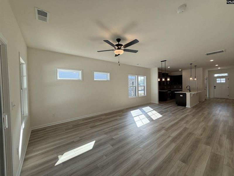 Spacious, unfurnished interior of a new home in Dunbar Village, Cayce (Image 24).