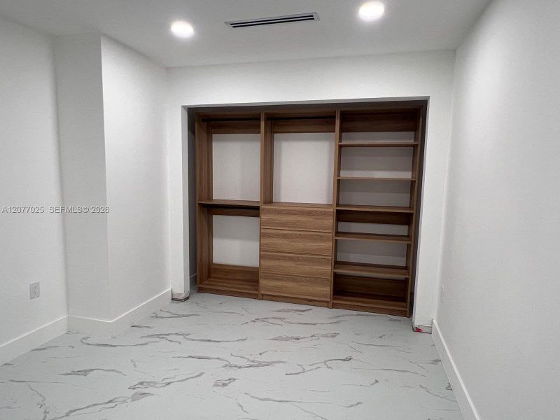 Spacious, unfurnished interior of a new home in , Fort Lauderdale (Image 14). Spacious, unfurnished interior of a new home in , Fort Lauderdale (Image 14).