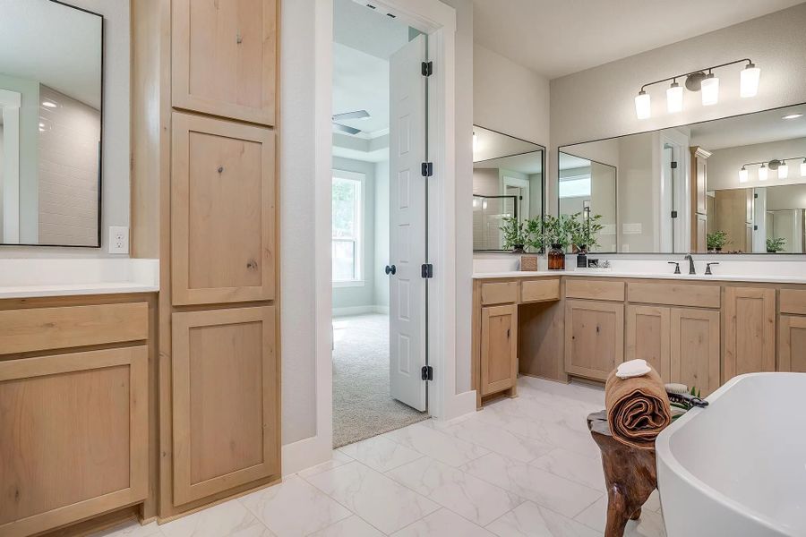 Representative furnished interior of a home built from the The Blaire by Elmwood Custom Homes in Matthews Farm, Venus (Image 33).