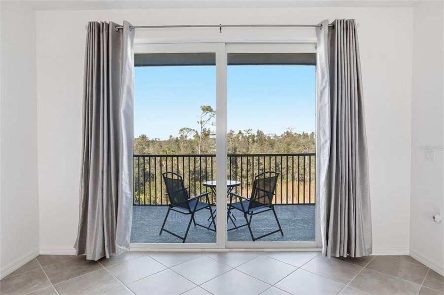 Furnished interior view inside a new home in Heritage Landing, Punta Gorda (Image 18).