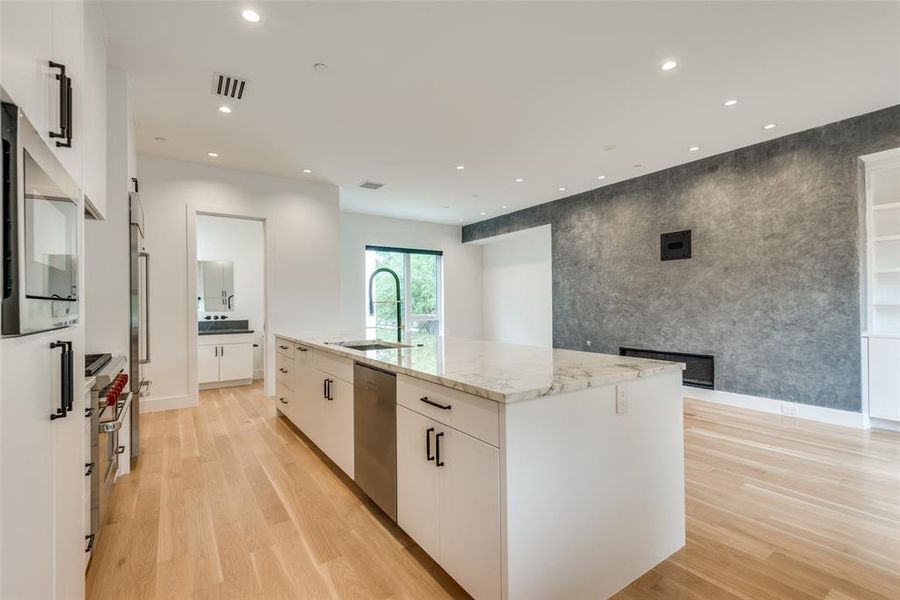 Furnished interior view inside a new home in , Dallas (Image 6).