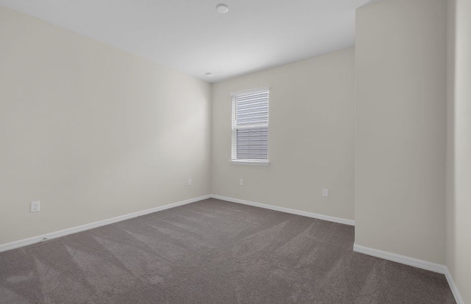 Spacious, unfurnished interior of a new home in The Preserve at Bannon Lakes, St. Augustine (Image 15).