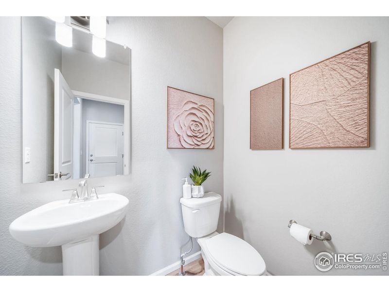 Furnished interior view inside a new home in Thompson River Ranch, Johnstown (Image 22).