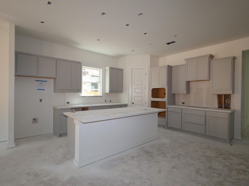 Furnished interior view inside a new home in Barksdale, Leander (Image 9).