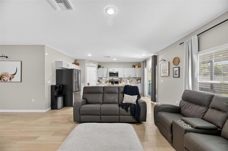 Furnished interior view inside a new home in Pasadena Point, Wesley Chapel (Image 26).