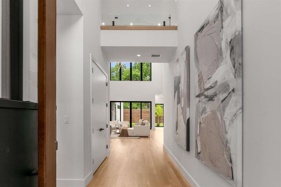 Furnished interior view inside a new home in , Dallas (Image 17).