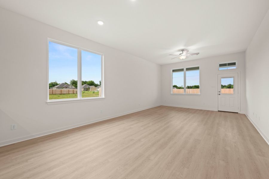 Spacious, unfurnished interior of a new home in Adaline Crossing, McGregor (Image 14).