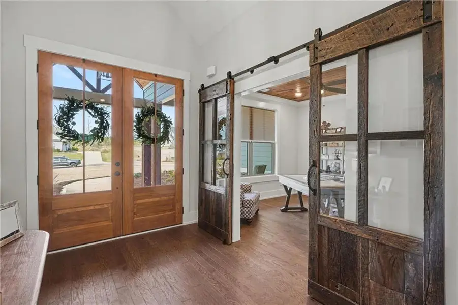 Furnished interior view inside a new home in , Williamson (Image 11).