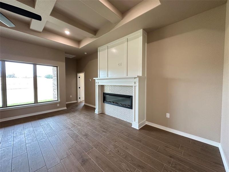 Spacious, unfurnished interior of a new home in , Lorena (Image 18).