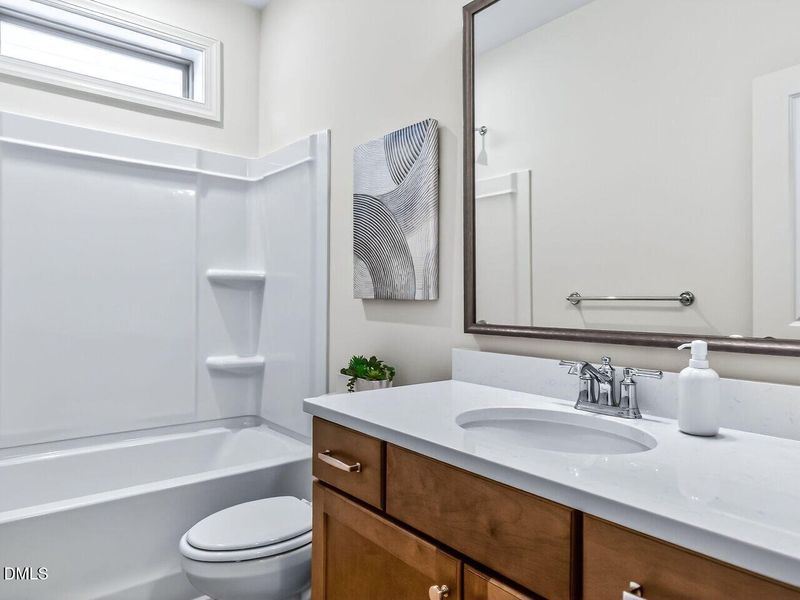 018-1280x960-bathroom