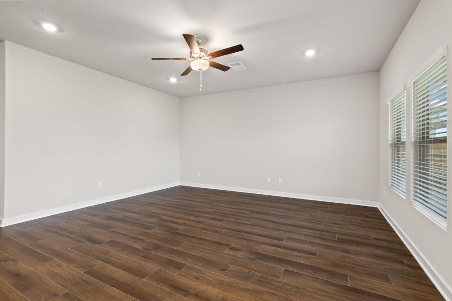 Spacious, unfurnished interior of a new home in Westridge Cove, Conroe (Image 21). Spacious, unfurnished interior of a new home in Westridge Cove, Conroe (Image 21).