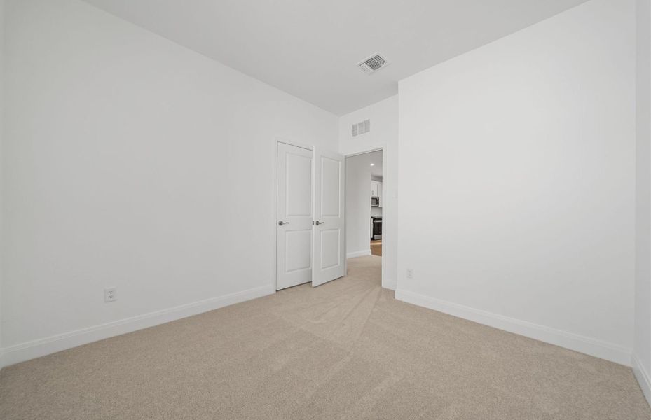 Spacious, unfurnished interior of a new home in Patterson Ranch, Georgetown (Image 32). Spacious, unfurnished interior of a new home in Patterson Ranch, Georgetown (Image 32).