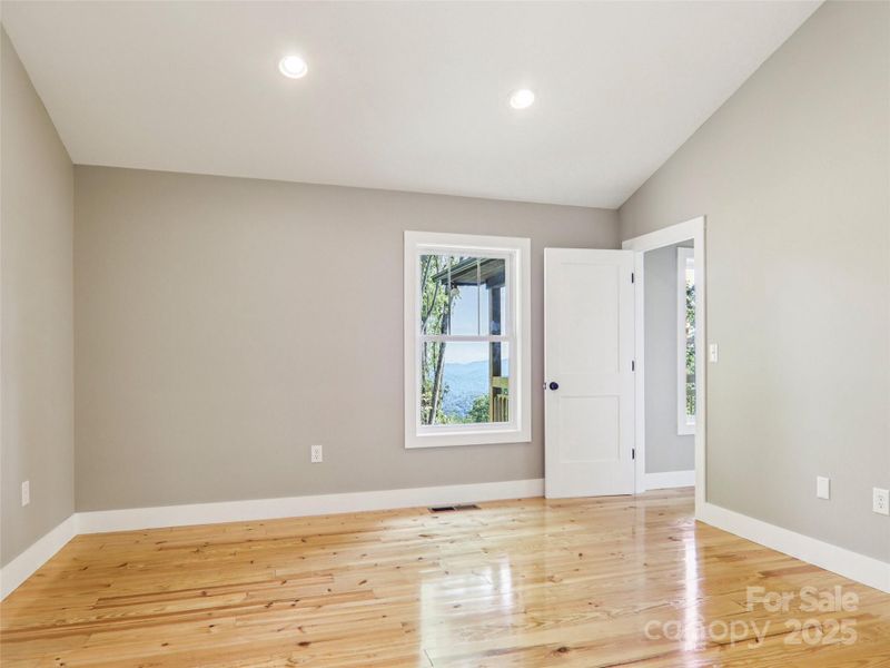 Spacious, unfurnished interior of a new home in , Brevard (Image 30). Spacious, unfurnished interior of a new home in , Brevard (Image 30).