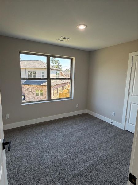 Spacious, unfurnished interior of a new home in , Spring (Image 24).