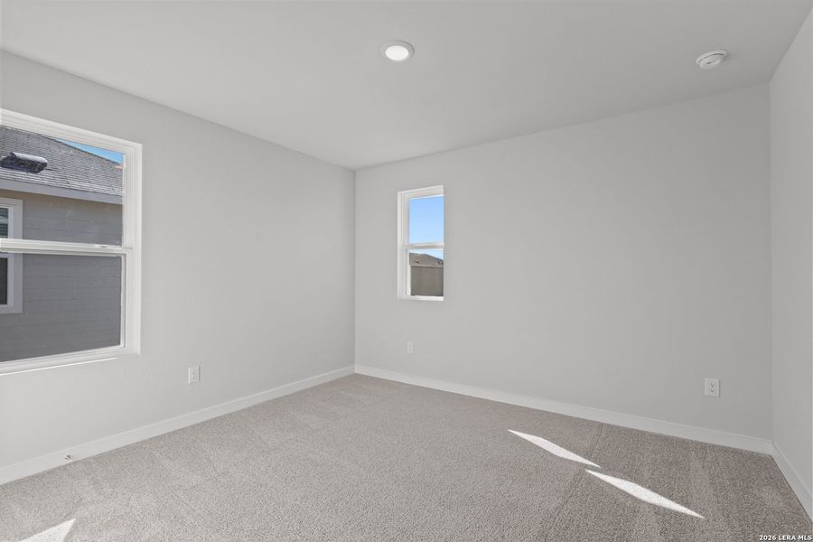 Spacious, unfurnished interior of a new home in Millican Grove, San Antonio (Image 17).