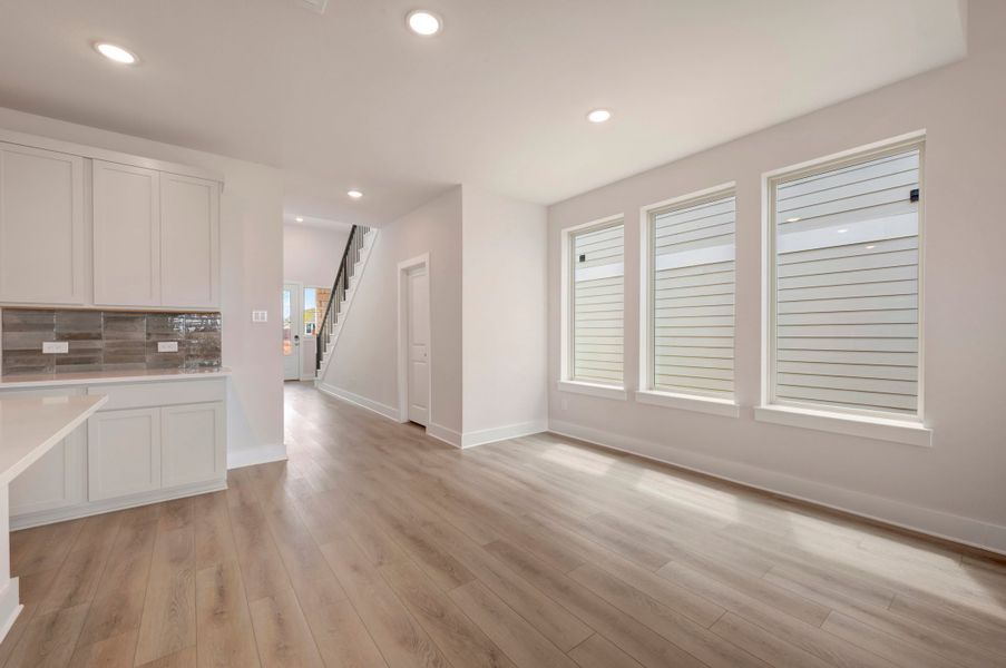 Spacious, unfurnished interior of a new home in The Meadows, Denton (Image 19).