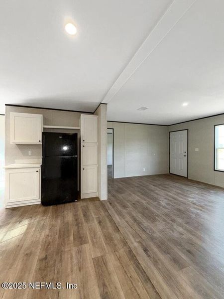 Spacious, unfurnished interior of a new home in , Lake City (Image 15).