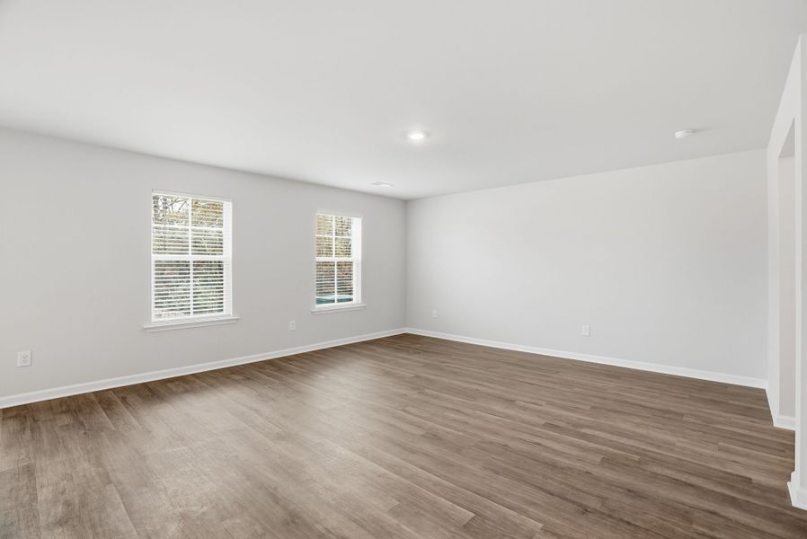 Representative unfurnished interior of a home built from the Beechwood by McGuinn Homes in South Welcome, Greenville (Image 21).
