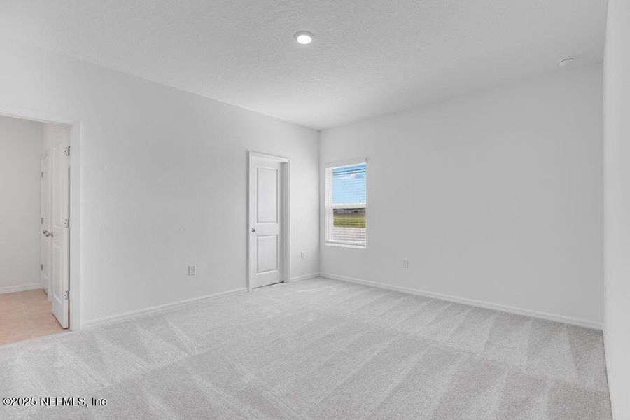 Spacious, unfurnished interior of a new home in Coopers Meadow, Jacksonville (Image 21). Spacious, unfurnished interior of a new home in Coopers Meadow, Jacksonville (Image 21).