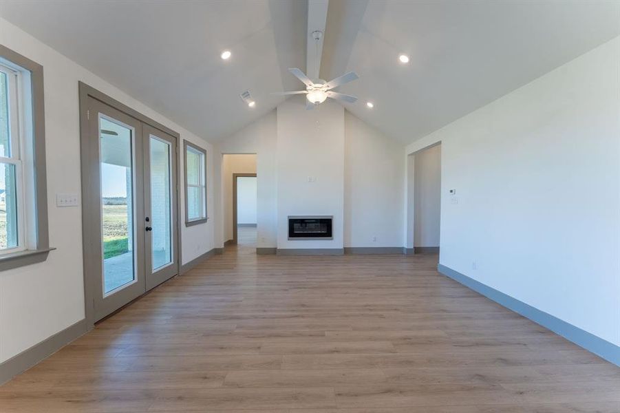 Spacious, unfurnished interior of a new home in , Princeton (Image 20).