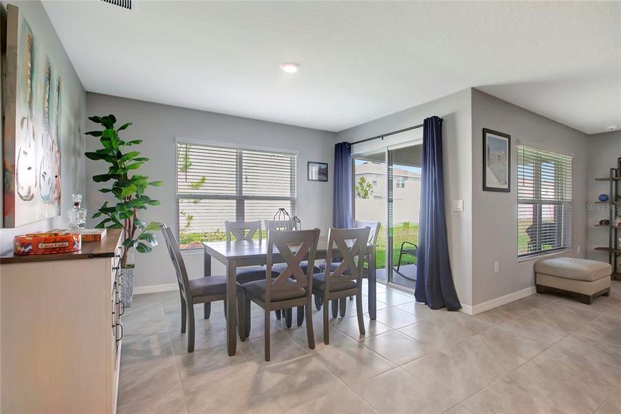 Furnished interior view inside a new home in River Park, Temple Terrace (Image 10).