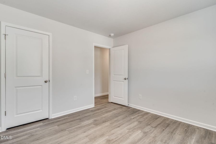 30-web-or-mls-DSC03170 30-web-or-mls-DSC03170