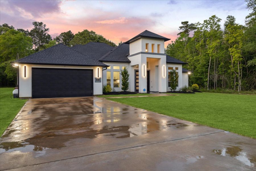 Encino Estates beauty with 4 Bedrooms and 3.5 Baths Encino Estates beauty with 4 Bedrooms and 3.5 Baths