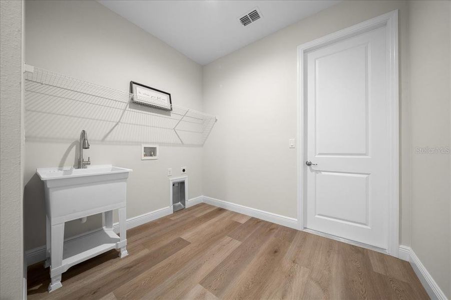 Spacious, unfurnished interior of a new home in , Ocala (Image 49). Spacious, unfurnished interior of a new home in , Ocala (Image 49).