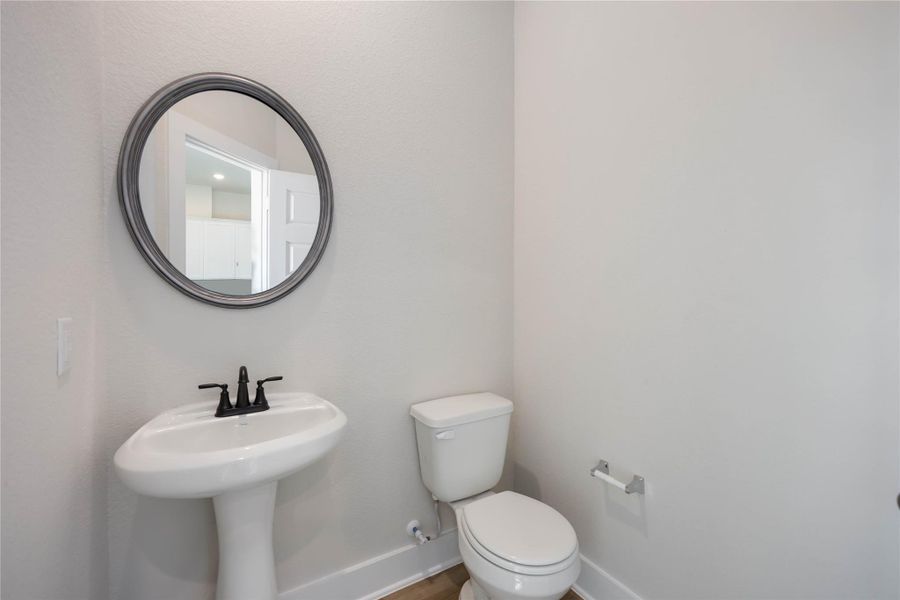 Furnished interior view inside a new home in Alicante, Houston (Image 7). Furnished interior view inside a new home in Alicante, Houston (Image 7).