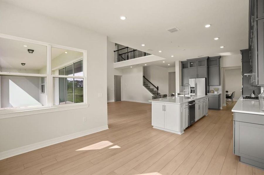 Furnished interior view inside a new home in , Orlando (Image 8).