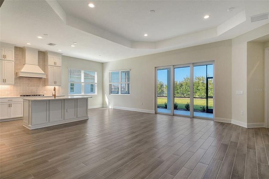 Spacious, unfurnished interior of a new home in Canoe Creek, Parrish (Image 39).