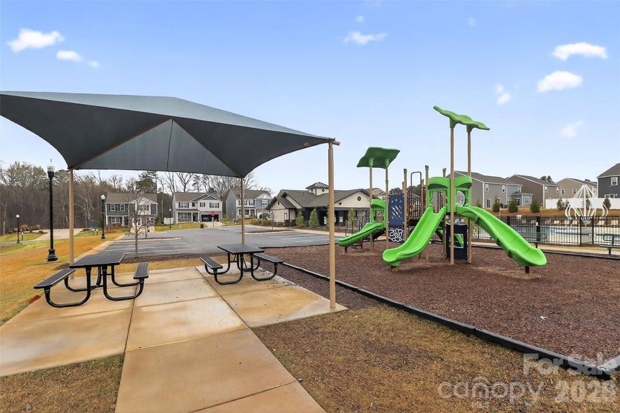 Community amenities in Fergus Crossing, York (Image 25).