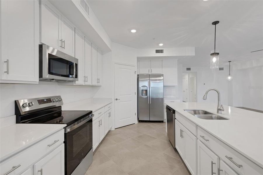 Furnished interior view inside a new home in , Bradenton (Image 7).