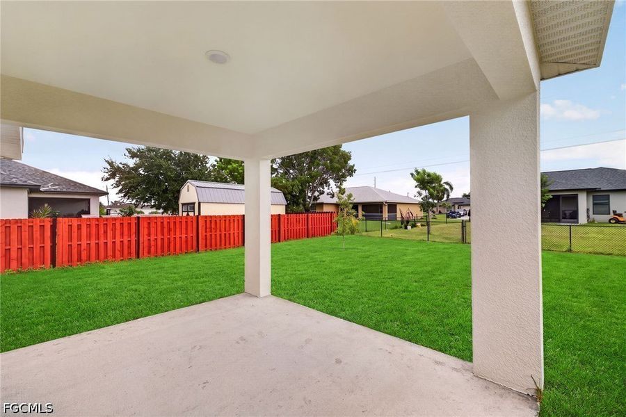 Exterior details and patio area of a home in Cape Coral, Cape Coral (Image 2). Exterior details and patio area of a home in Cape Coral, Cape Coral (Image 2).