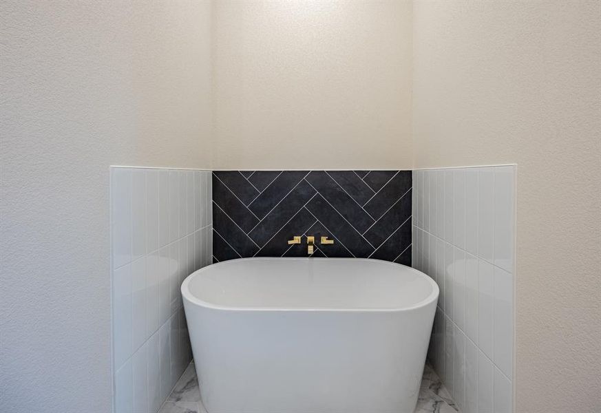 Close-up of interior finishes inside a home in , Fort Worth (Image 20).