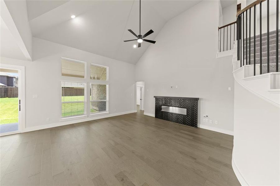 Spacious, unfurnished interior of a new home in Grayhawk Addition, Forney (Image 33). Spacious, unfurnished interior of a new home in Grayhawk Addition, Forney (Image 33).