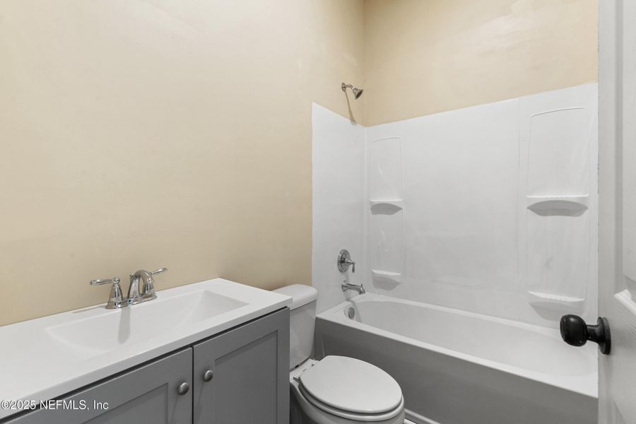 Image 22 of a home in .