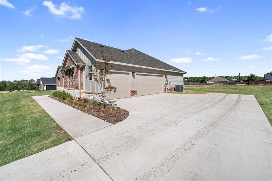 Image 36 of a home in Nash Estates.