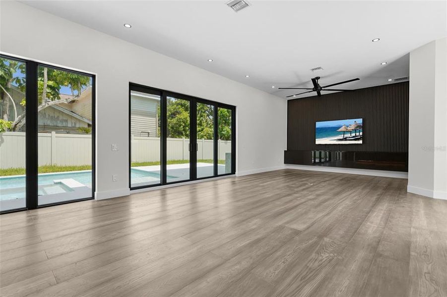 Spacious, unfurnished interior of a new home in , Sarasota (Image 72).