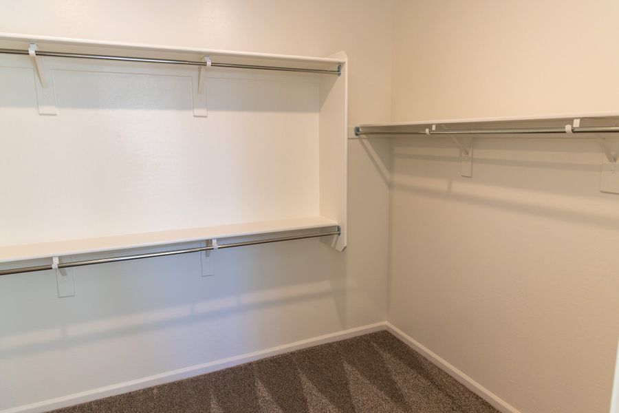 Spacious, unfurnished interior of a new home in Heritage Pointe, Chino Valley (Image 29).