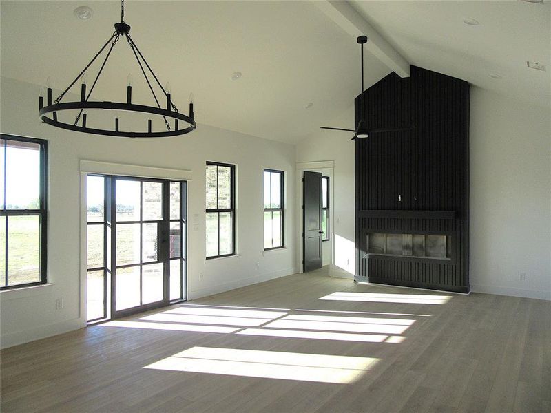 Spacious, unfurnished interior of a new home in , Crawford (Image 29).