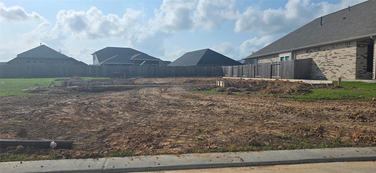 Site preparation for new homesites in Martha's Vineyard, Alvin (Image 19).
