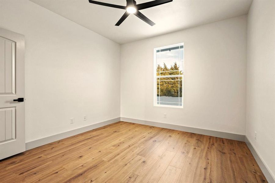 Spacious, unfurnished interior of a new home in , Bonham (Image 31).