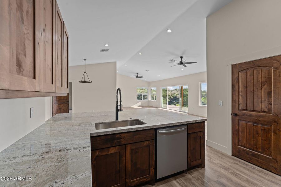 18-web-or-mls-DSC08696