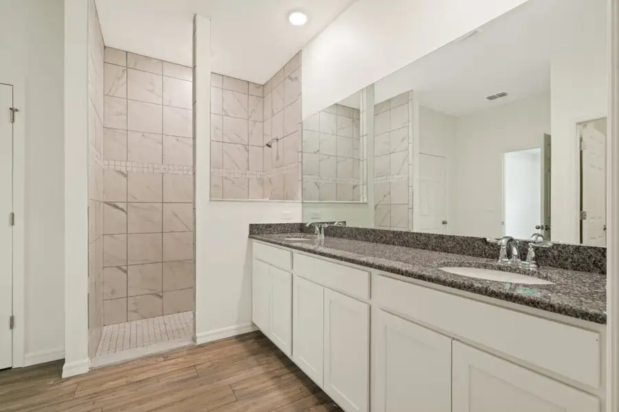 Furnished interior view inside a new home in Cape Coral, Cape Coral (Image 4). Furnished interior view inside a new home in Cape Coral, Cape Coral (Image 4).