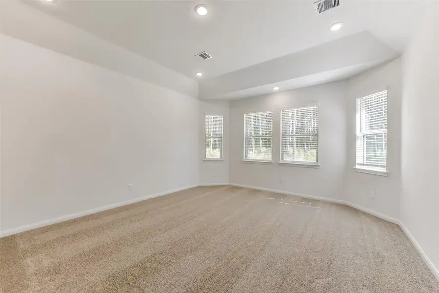 Spacious, unfurnished interior of a new home in Encino Estates, Dayton (Image 36). Spacious, unfurnished interior of a new home in Encino Estates, Dayton (Image 36).
