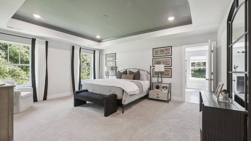 Representative furnished interior of a home built from the Jamestown by D.R. Horton in Fountain View, Ormond Beach (Image 41).